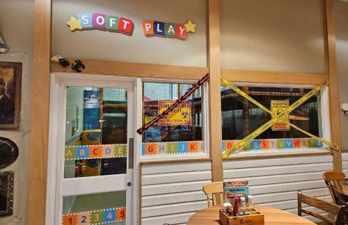 Hiba Luxury Lodge At Parkdean Cayton Bay Holiday Park - Foto 24