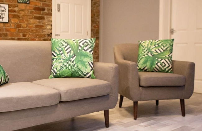 The Gathering Liver House - Hot Tub - Near Liverpool - Foto 15