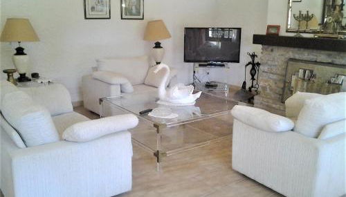 Spectacular Andalusian Villa Linda Vista Playa - Big Private Pool, BBQ & 2 Parking - Photo 4