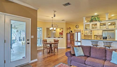 Round Rock Lakefront Home w/ Water Toys & Fire Pit - Foto 3