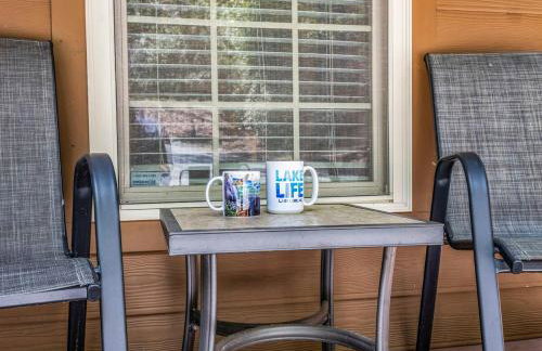 Peaceful Lake Lure Cabin, Hot Tub, Huge Screened Porch, Private Beach - Foto 15