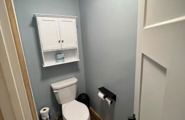 Designer Lake Cabin- HotTub, Sauna & Massage Chair - Foto 68