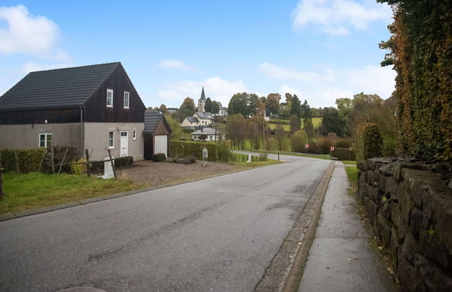 Holiday Home in Bullingen With Garden - Photo 33