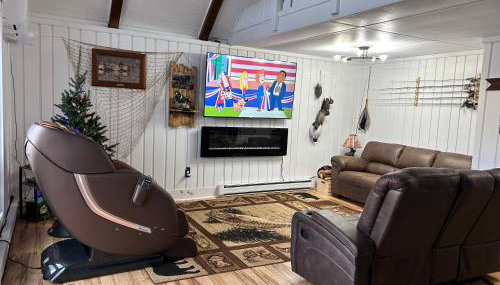 Cozy Indian Lake Chalet on Golf Course with Arcade/Gameroom - Foto 3