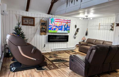 Cozy Indian Lake Chalet on Golf Course with Arcade/Gameroom - Foto 3