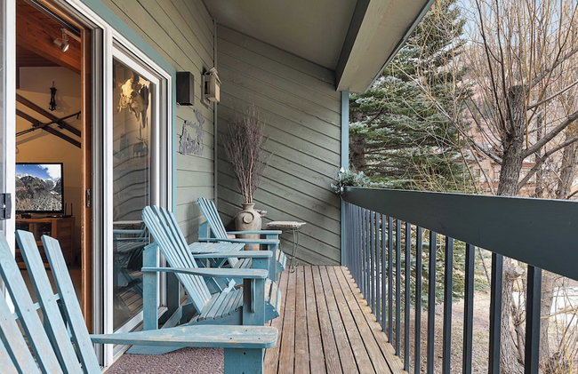 Riverside Condos B101 by Avantstay Condo Close To Downtown, Town Park & Ski Lift #8 - Foto 1
