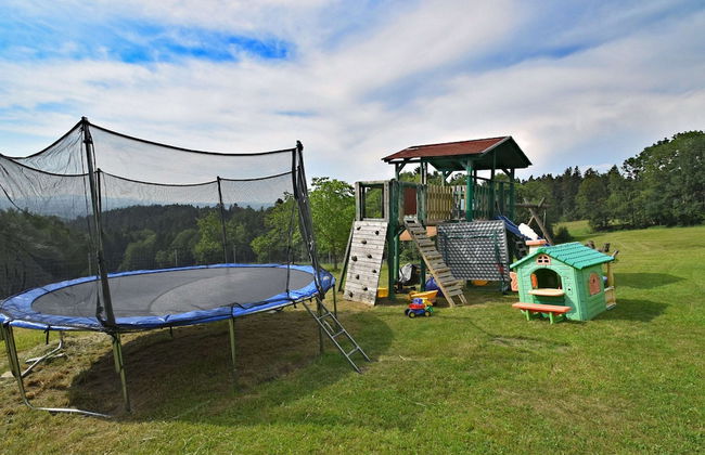 Alpine View Wellness Escape - Photo 9