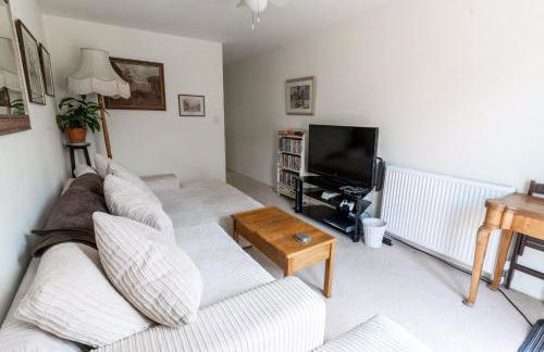 Kingsway Apartment - Photo 9