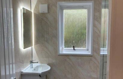 Two bedroom flat close to meadows with free parking by parking permit - Foto 11