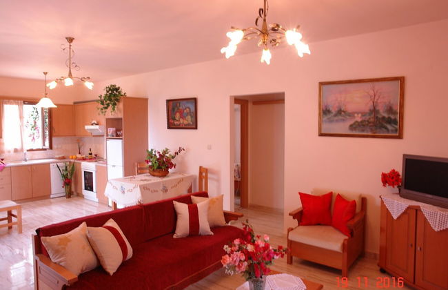 Modern Holiday Home in Sfakaki - Photo 14