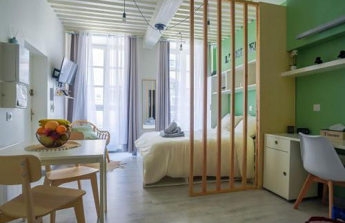 L'HELLENID - Logement Spacieux Proche Cour d'appel Riom - Foto 1