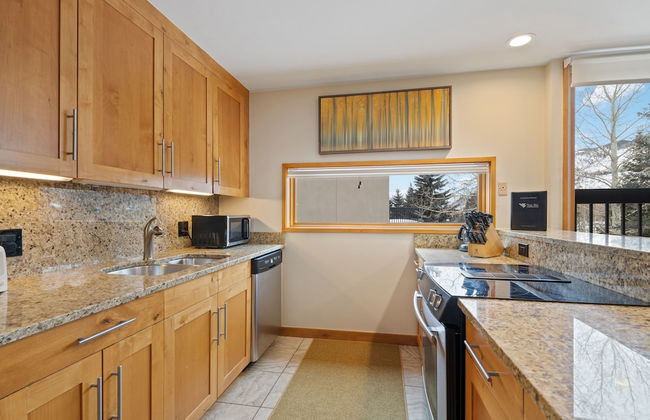 The Vail Spa Condominiums - Photo 75