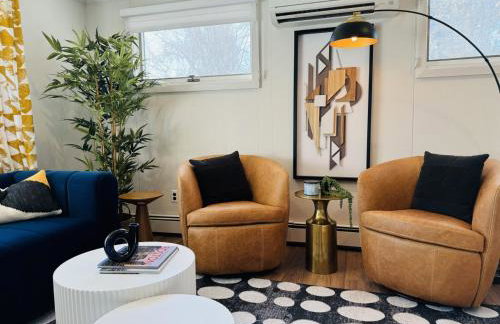 Spacious Poolside Boston Stay Sleeps 8 Pet Friendly - Foto 11