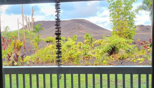 Unique Lava House by steaming crater - Foto 3, Garden view