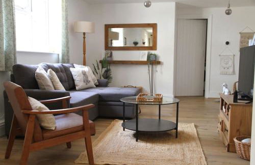 Peaceful Cotswolds Cottage - Stow-on-the-Wold, Owl Cottage - Photo 1