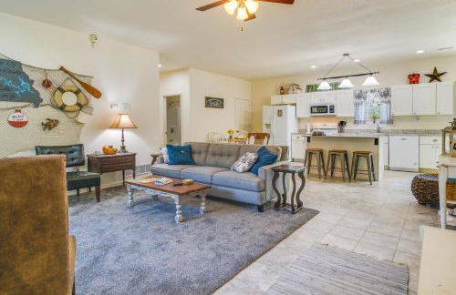 Charming Gravois Mills Escape with Private Backyard! - Foto 2