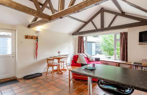 The Nest Box - Photo 7