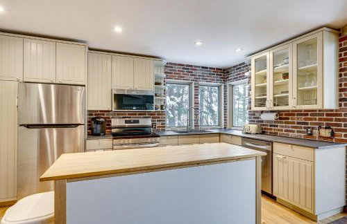 Private Peninsula! Laurel Lake Retreat with 3 Piers - Foto 10