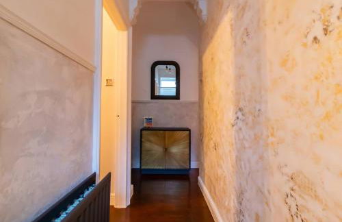 Grosvenor 126 Trendy Jesmond Whole Apartment - Photo 36