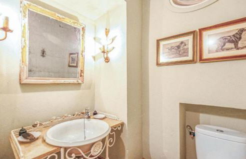 Gorgeous Home In Higuera De La Sierra - Foto 36