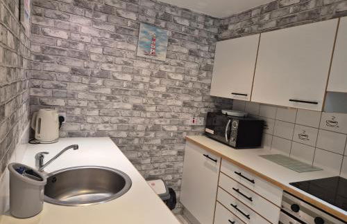 2 bed GF Docklands Apartment - Free Parking for 1 car - Foto 18