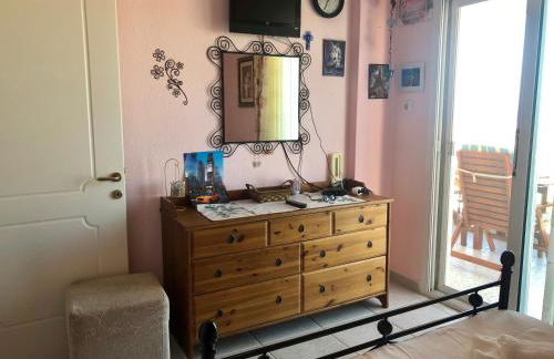 Gerakini 2BR Apt with Shared Pool - Foto 10