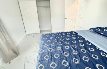 Luxurious 3 bedrooms 2 bath Ultimate Beach Life! 5 min walk to beach! - Foto 29