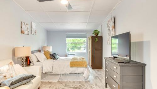 Apt 1 Mi to Riverfront in Titusville with Patio - Foto 3