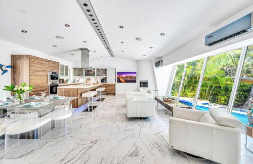 Waterfront Oasis Cascading Pool Views Centrally located Heated Pool Cascade KeyResidences - Foto 12