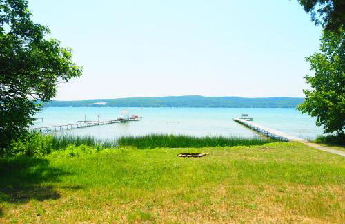 Cavalier Cottage - Private Lakefront w Kayaks! - Foto 6