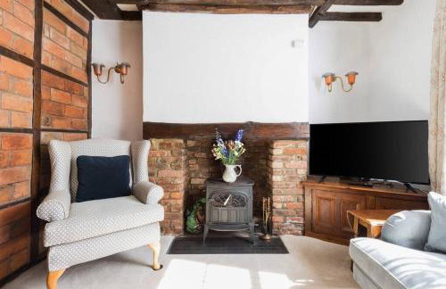 Sarahs Cottage - Photo 13
