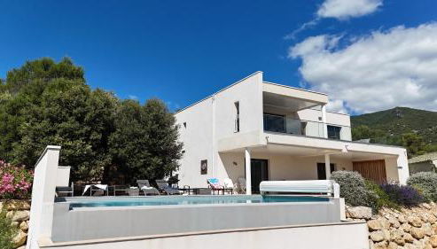 À mont nos hôtes - Foto 4