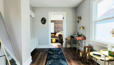 Cozy 4BD - Backyard Retreat - 3mins to Notre Dame - Foto 3