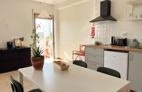 Casa Guilhermina, Sunny Studio with Balcony - Foto 7