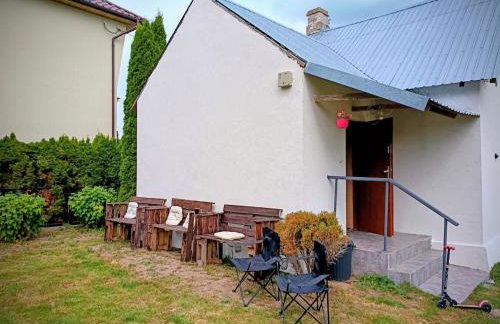 House by the Śliwno-Waniewo footbridge, close to the park - Foto 1