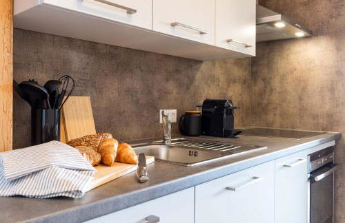 Relax-Apartments - Indoor-Pool - Sauna - Küche - kostenlos Parken - Balkon - teilweise Massagesessel - 85 Zoll Smart-TV - Foto 16