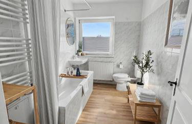 MEGHA Living - 2 Zimmer Appartments mit Küche - Zentral - Foto 58