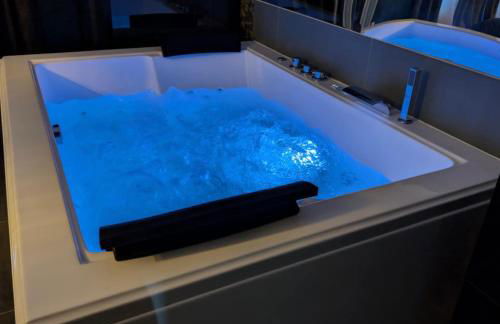 Bliss loveroom - Photo 3