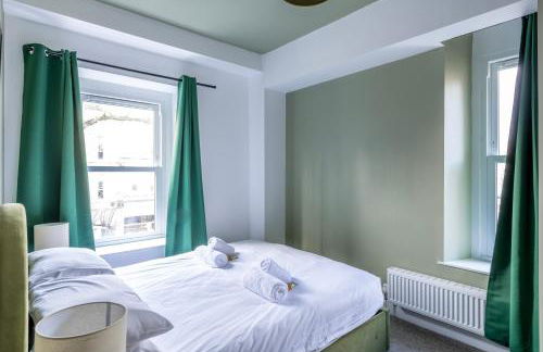 Modern Spitfire with FREE PARKING by Prescott Apartments - Foto 19