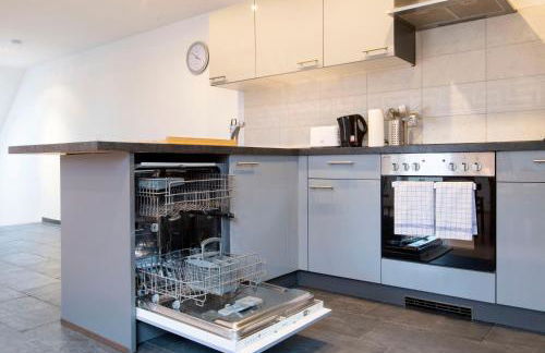 Stay and Work Apartment - 8 single beds - Garage - Foto 20