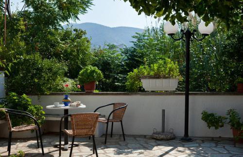 Sofia's Garden by Booking Kottas - Foto 17