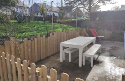 Ty Pagaille Apartment and garden with terrace - Photo 8