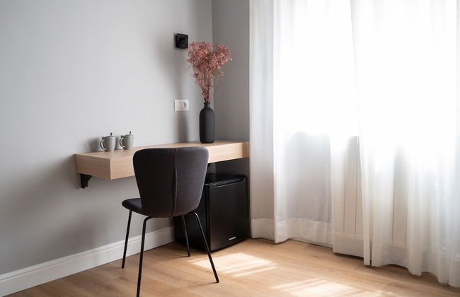 Nolana 28 Rooms in Naples - Photo 7