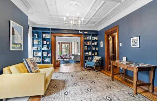 Historic & Spacious 3 Bedroom Family Gem on Peaceful Street - Foto 16