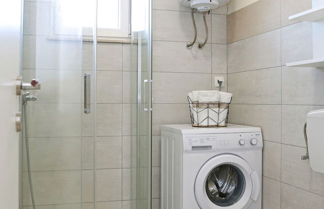 Modern Ground Floor Apartment With Private Terrace Near the Sea - Foto 11