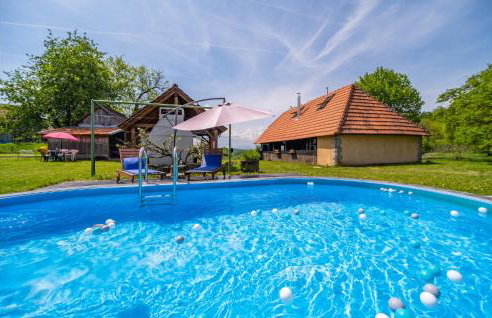 Awesome Home In Gornji Velemeric - Foto 1