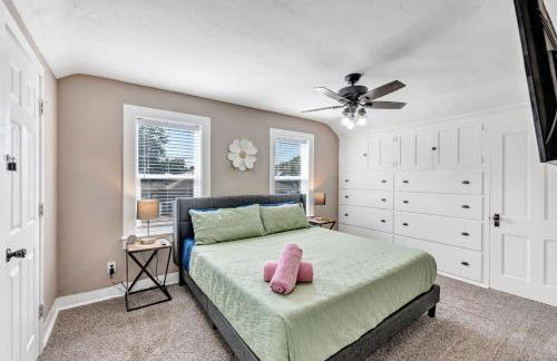 Lazy River Villa - Hottub! Fenced Yard! Fire Pit! - Foto 58