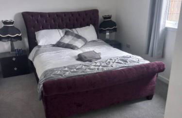 Clova Cottage 7BR Retreat - Photo 1