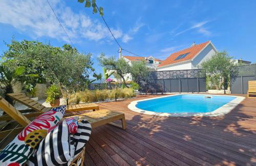 The Three Flowers Pool House - Foto 18