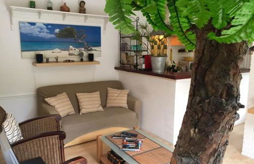 Calme et terrasse arborée en centre ville - Foto 9